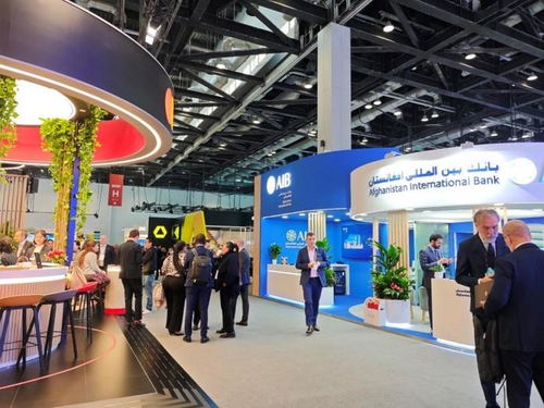 唐能風采 唐能翻譯為sibos2024年會提供翻譯服務